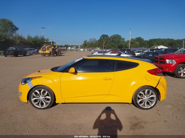 Продажа на аукционе авто 2015 Hyundai Veloster, vin: KMHTC6AD3FU229696, номер лота: 45936644