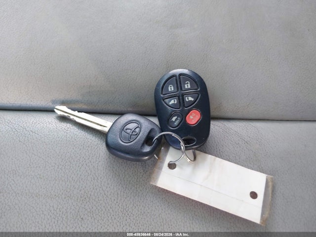 2012 Toyota Sienna Xle V6 8 Passenger მანქანა იყიდება აუქციონზე, vin: 5TDYK3DC3CS262311, აუქციონის ნომერი: 45936646