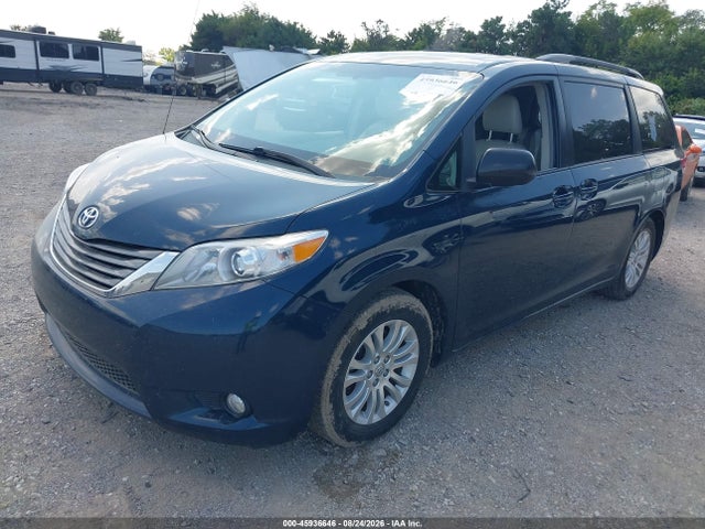 2012 Toyota Sienna Xle V6 8 Passenger მანქანა იყიდება აუქციონზე, vin: 5TDYK3DC3CS262311, აუქციონის ნომერი: 45936646