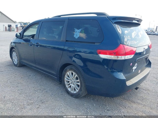 2012 Toyota Sienna Xle V6 8 Passenger მანქანა იყიდება აუქციონზე, vin: 5TDYK3DC3CS262311, აუქციონის ნომერი: 45936646