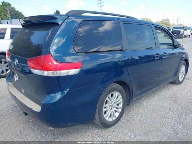 2012 Toyota Sienna Xle V6 8 Passenger მანქანა იყიდება აუქციონზე, vin: 5TDYK3DC3CS262311, აუქციონის ნომერი: 45936646