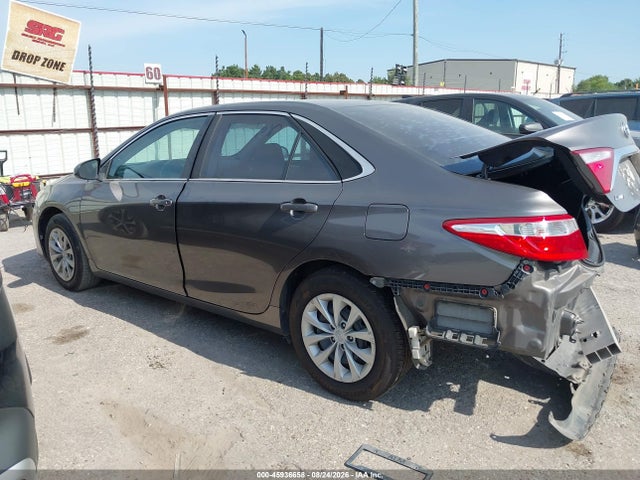 45936658 :رقم المزاد ، 4T1BF1FK6HU770399 vin ، 2017 Toyota Camry Le مزاد بيع