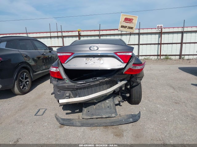 45936658 :رقم المزاد ، 4T1BF1FK6HU770399 vin ، 2017 Toyota Camry Le مزاد بيع