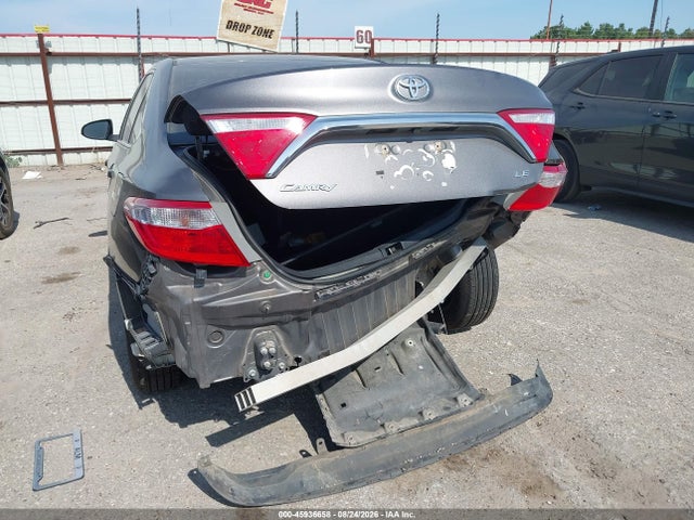45936658 :رقم المزاد ، 4T1BF1FK6HU770399 vin ، 2017 Toyota Camry Le مزاد بيع
