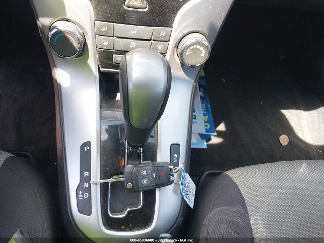 Chevrolet Cruze Ls Auto 2015 1G1PA5SG4F7254953 Image 11