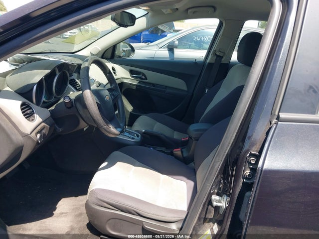 Chevrolet Cruze Ls Auto 2015 1G1PA5SG4F7254953 Image 5