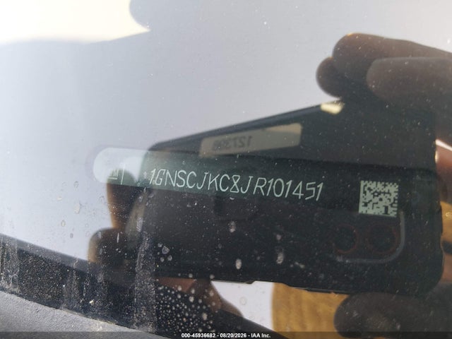 Chevrolet Suburban Premier 2018 1GNSCJKC8JR101451 Image 9