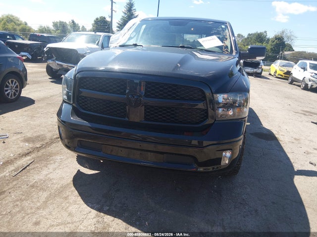 45936683 :رقم المزاد ، 1C6RR7LG0JS260376 vin ، 2018 Ram 1500 Big Horn  4x4 5'7 Box مزاد بيع