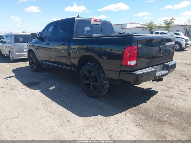 45936683 :رقم المزاد ، 1C6RR7LG0JS260376 vin ، 2018 Ram 1500 Big Horn  4x4 5'7 Box مزاد بيع