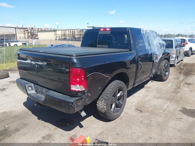 45936683 :رقم المزاد ، 1C6RR7LG0JS260376 vin ، 2018 Ram 1500 Big Horn  4x4 5'7 Box مزاد بيع