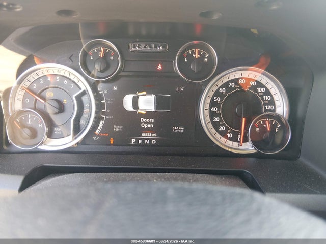 45936683 :رقم المزاد ، 1C6RR7LG0JS260376 vin ، 2018 Ram 1500 Big Horn  4x4 5'7 Box مزاد بيع