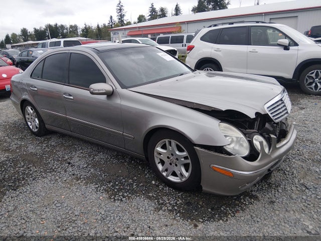 2003 Mercedes-benz E 320 მანქანა იყიდება აუქციონზე, vin: WDBUF65J53A152602, აუქციონის ნომერი: 45936686