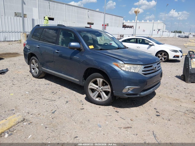 Продажа на аукционе авто 2013 Toyota Highlander Limited V6, vin: 5TDYK3EHXDS101823, номер лота: 45936722