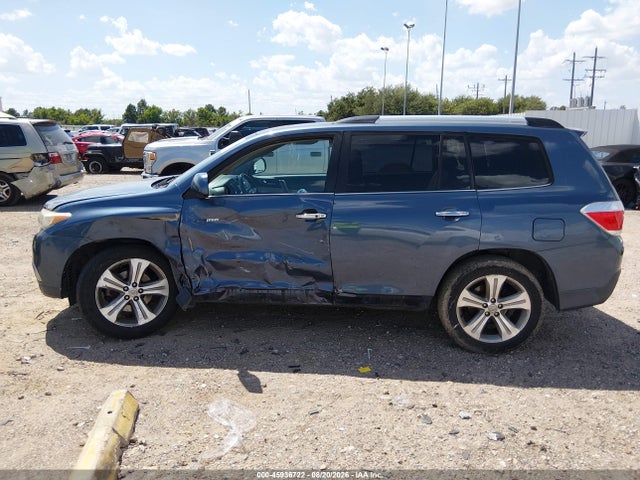 Продажа на аукционе авто 2013 Toyota Highlander Limited V6, vin: 5TDYK3EHXDS101823, номер лота: 45936722