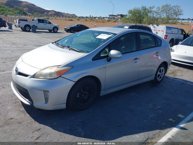 Toyota Prius Two 2014 JTDKN3DU3E0363845 Image 14