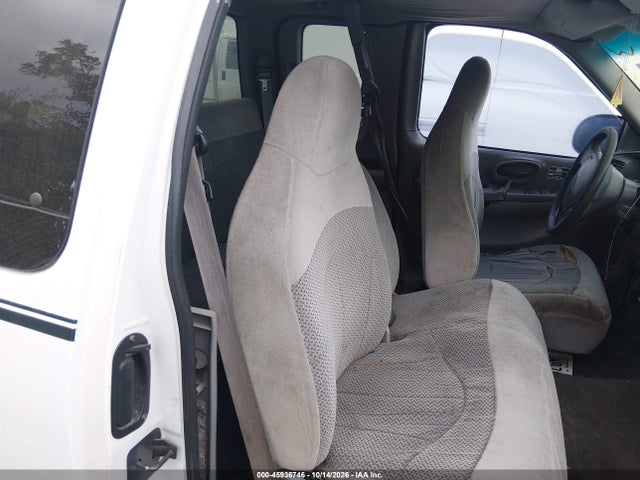 Продажа на аукционе авто 1999 Ford F-150 Lariat/xl/xlt, vin: 1FTRX17L5XNA24302, номер лота: 45936746