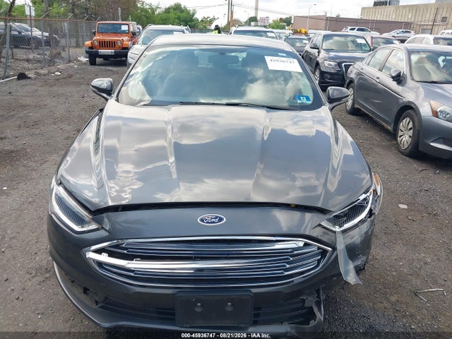 45936747 :رقم المزاد ، 3FA6P0HD1JR283030 vin ، 2018 Ford Fusion Se مزاد بيع