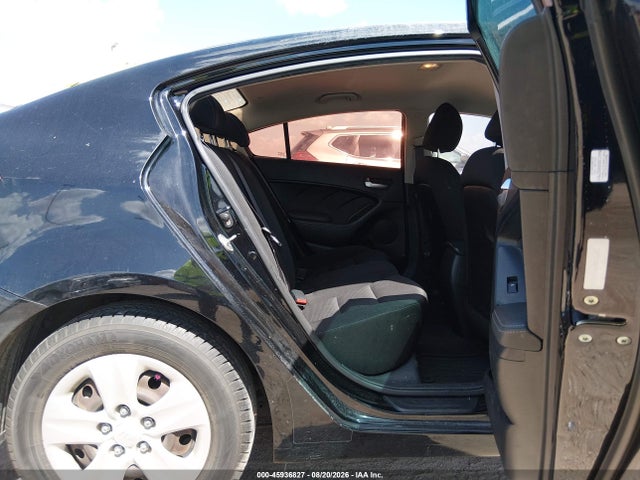 KIA FORTE LX 2017 3KPFK4A79HE095619 Image 8