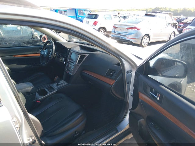 45936850 :رقم المزاد ، 4S4BRBPC9D3273867 vin ، 2013 Subaru Outback 2.5i Limited مزاد بيع