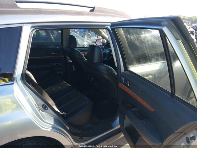 45936850 :رقم المزاد ، 4S4BRBPC9D3273867 vin ، 2013 Subaru Outback 2.5i Limited مزاد بيع