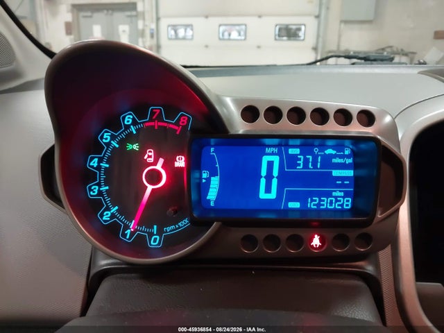 Продаж на аукціоні авто 2015 Chevrolet Sonic Lt Manual, vin: 1G1JD5SB6F4126734, номер лоту: 45936854