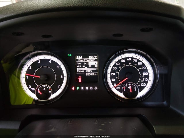 45936890 :رقم المزاد ، 3C6RR7KG6MG684903 vin ، 2021 Ram 1500 Classic Tradesman  4x4 5'7 Box مزاد بيع