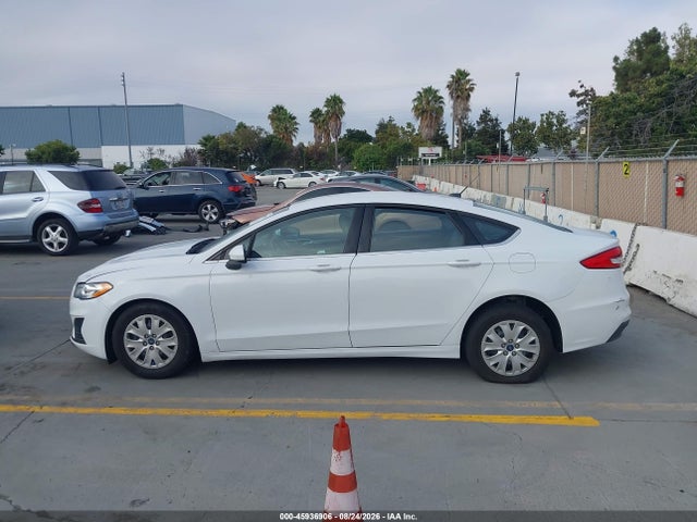 Ford Fusion 2019 3FA6POG76KR284770 Image 14
