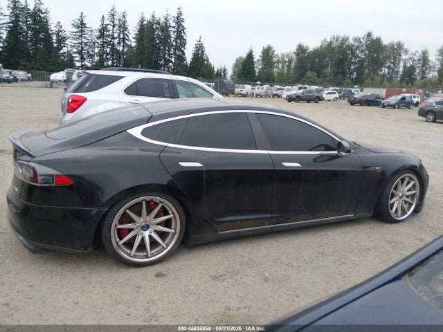 Продажа на аукционе авто 2013 Tesla Model S Performance, vin: 5YJSA1DP3DFP08639, номер лота: 45936956