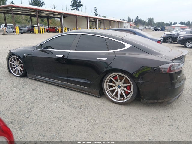 Продажа на аукционе авто 2013 Tesla Model S Performance, vin: 5YJSA1DP3DFP08639, номер лота: 45936956