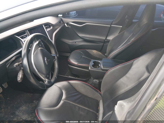 Продажа на аукционе авто 2013 Tesla Model S Performance, vin: 5YJSA1DP3DFP08639, номер лота: 45936956
