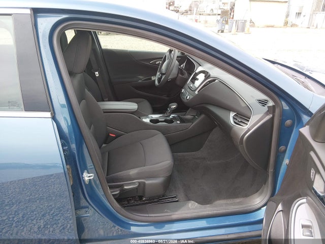 1G1ZD5ST0SF147461 Chevrolet Malibu Fwd 1lt