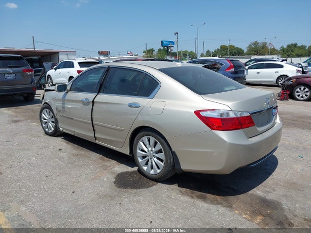 45936988 :رقم المزاد ، 1HGCR2F87FA171716 vin ، 2015 Honda Accord Ex-l مزاد بيع