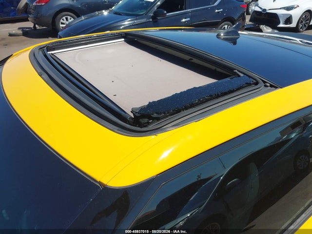 45937015 :رقم المزاد ، KMHTC6AD3HU321944 vin ، 2017 Hyundai Veloster Value Edition مزاد بيع