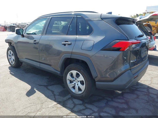 Toyota RAV4 LE 2020 2T3K1RFV7LC042115 Image 3