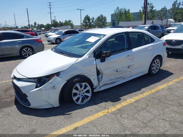 Toyota COROLLA LE 2021 JTDEPMAE3MJ177239 Image 2