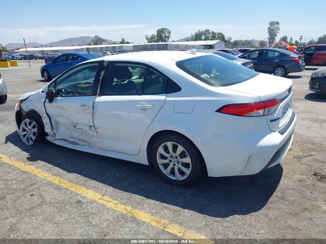 Toyota COROLLA LE 2021 JTDEPMAE3MJ177239 Image 3