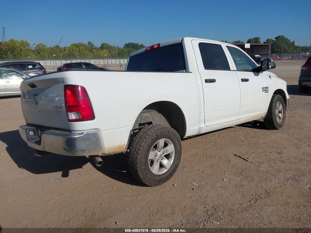 2022 Ram 1500 Classic Tradesman  4x4 5'7 Box მანქანა იყიდება აუქციონზე, vin: 3C6RR7KG3NG375875, აუქციონის ნომერი: 45937076