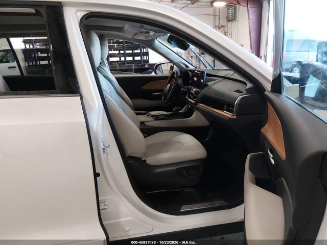 Aukcja sprzedaży 2026 Toyota Grand Highlander Platinum, vin: 5TDAAAB52TS134641, numer aukcji: 45937079