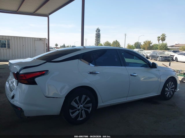 45937095 :رقم المزاد ، 1N4BL4BV6LC159775 vin ، 2020 Nissan Altima S Fwd مزاد بيع
