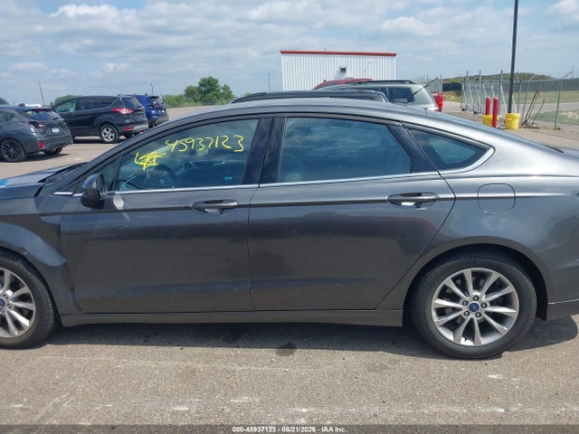 2017 Ford Fusion Se მანქანა იყიდება აუქციონზე, vin: 3FA6P0H74HR144689, აუქციონის ნომერი: 45937123