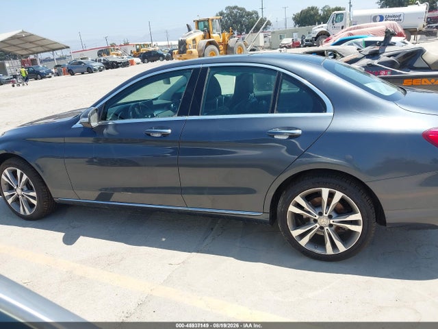 Продажа на аукционе авто 2015 Mercedes-benz C 300 4matic, vin: 55SWF4KB0FU090967, номер лота: 45937149