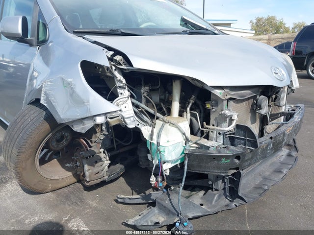 5TDYK3DC5ES478647 Toyota Sienna Xle V6 8 Passenger