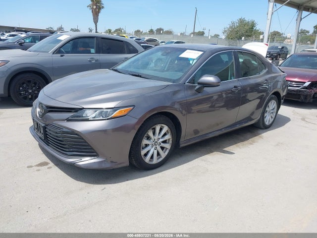 Toyota CAMRY LE 2019 4T1B11HK1KU732971 Image 2