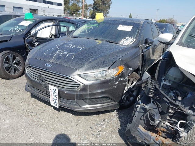2017 Ford Fusion Hybrid Se მანქანა იყიდება აუქციონზე, vin: 3FA6P0LU3HR323528, აუქციონის ნომერი: 45937225