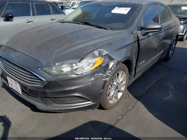 2017 Ford Fusion Hybrid Se მანქანა იყიდება აუქციონზე, vin: 3FA6P0LU3HR323528, აუქციონის ნომერი: 45937225