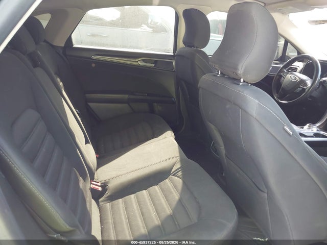 2017 Ford Fusion Hybrid Se მანქანა იყიდება აუქციონზე, vin: 3FA6P0LU3HR323528, აუქციონის ნომერი: 45937225