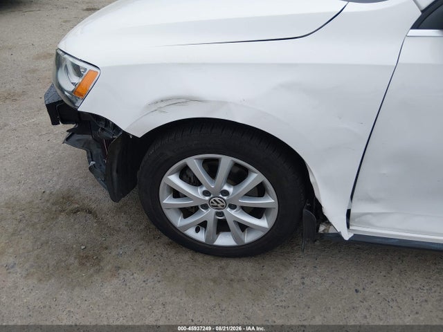 2013 Volkswagen Jetta 2.5l Se მანქანა იყიდება აუქციონზე, vin: 3VWDP7AJ6DM456047, აუქციონის ნომერი: 45937249
