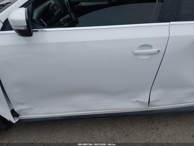 2013 Volkswagen Jetta 2.5l Se მანქანა იყიდება აუქციონზე, vin: 3VWDP7AJ6DM456047, აუქციონის ნომერი: 45937249