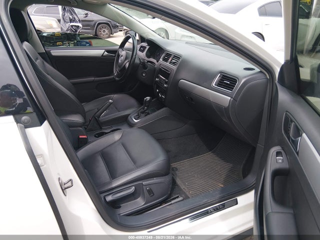 2013 Volkswagen Jetta 2.5l Se მანქანა იყიდება აუქციონზე, vin: 3VWDP7AJ6DM456047, აუქციონის ნომერი: 45937249