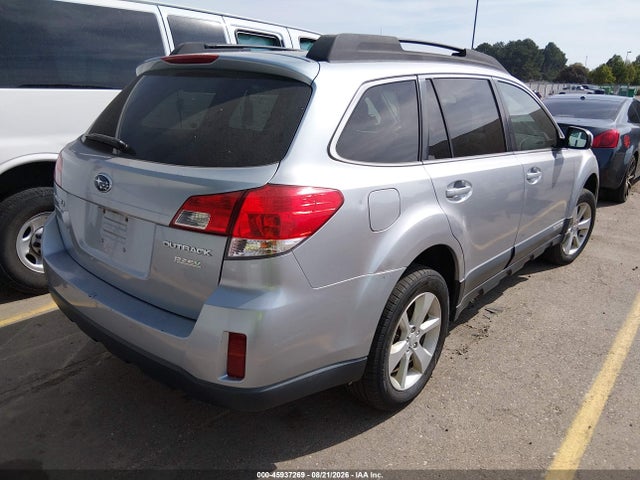 45937269 :رقم المزاد ، 4S4BRBCC5D3276867 vin ، 2013 Subaru Outback 2.5i Premium مزاد بيع